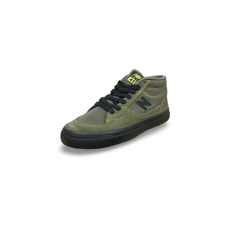 The New Balance Numeric Franky Villani 417 Shoe in Green and Black