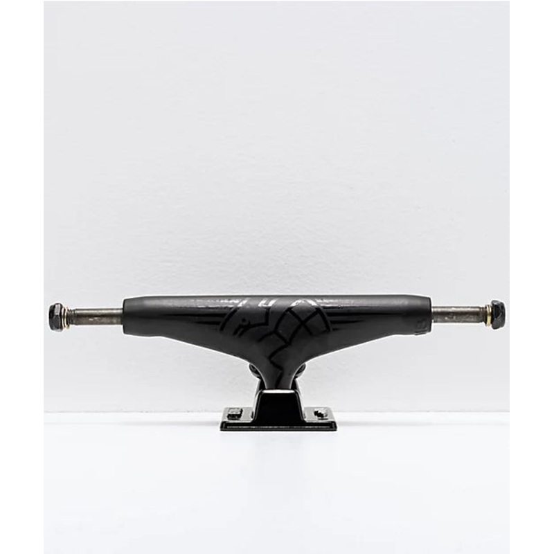 Thunder Hollow Lights II Skateboard Truck in Night