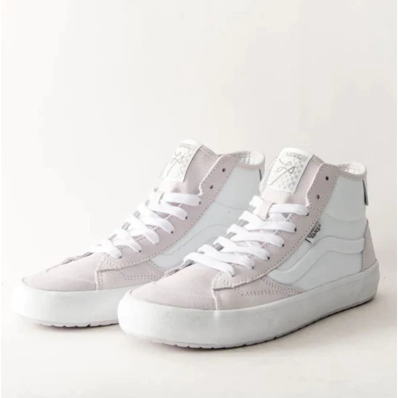 Vans The Lizzie Skate Shoe in Cloud
