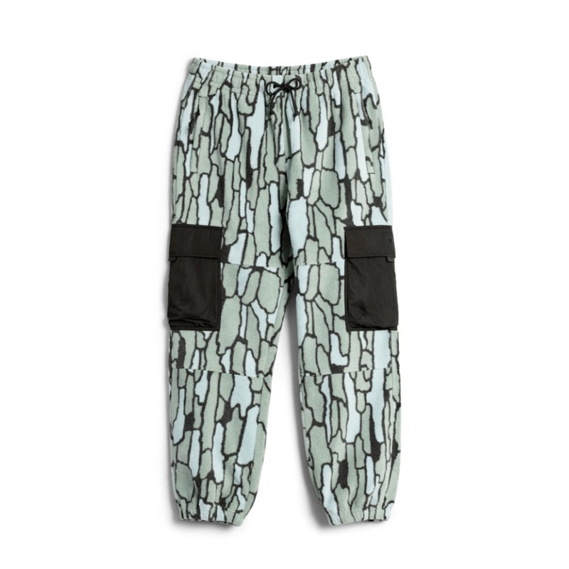 Autumn Bask Cargo Fleece Pant 2026