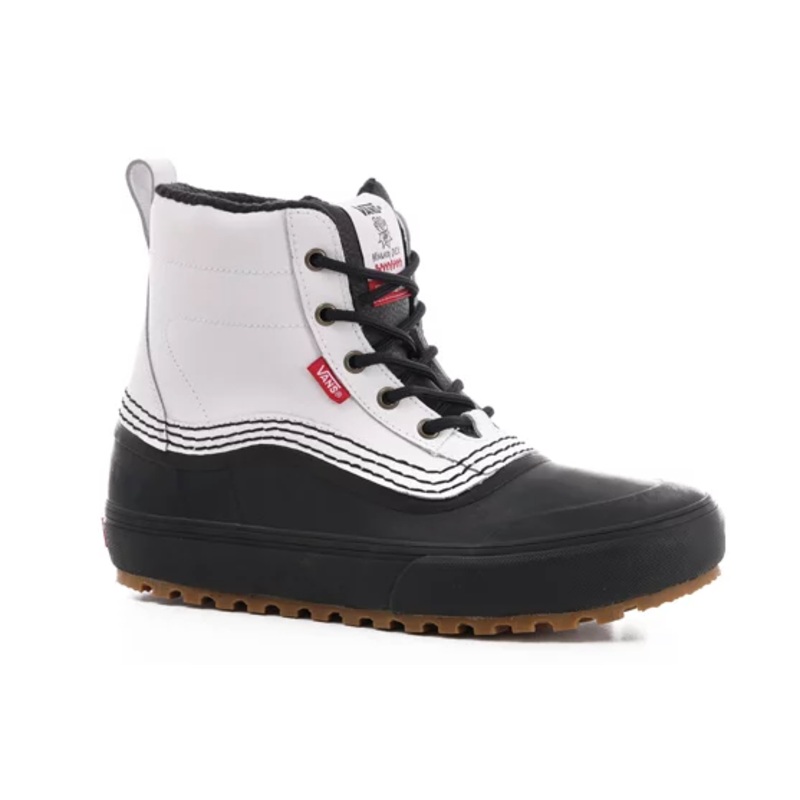 Vans Standard Mid MTE Snow Boot in Kennedi Deck White and Black