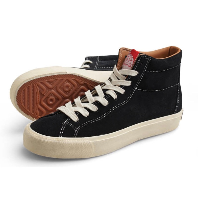 Last Resort AB VM 003 Hi Suede Skate Shoe in Black and White