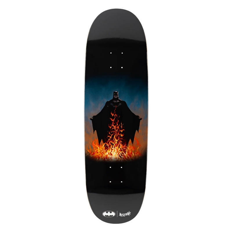 Welcome - Batman X Welcome Bat Flames on Boline 2.0 Deck (9.5")